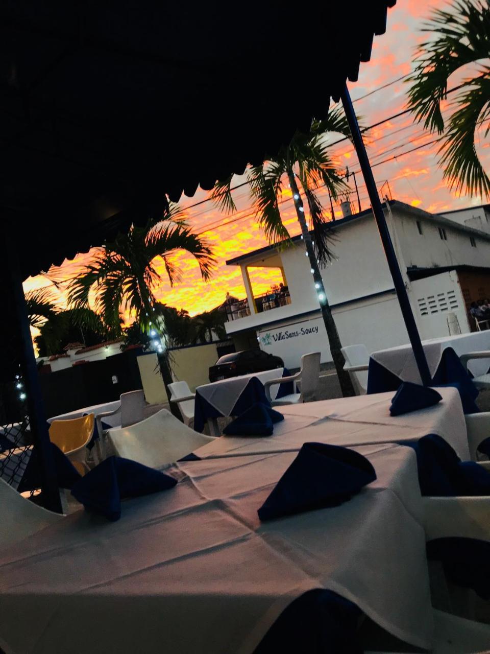 Hotel Restaurante Thomas Boca Chica Buitenkant foto